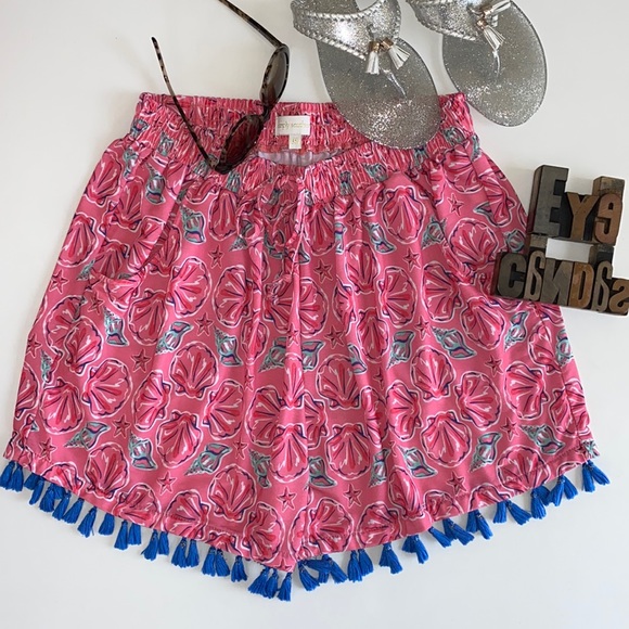 🎀SIMPLY SOUTHERN COLLECTION ‘Wilmington’ Pink Tassel Shorts - Picture 3 of 8